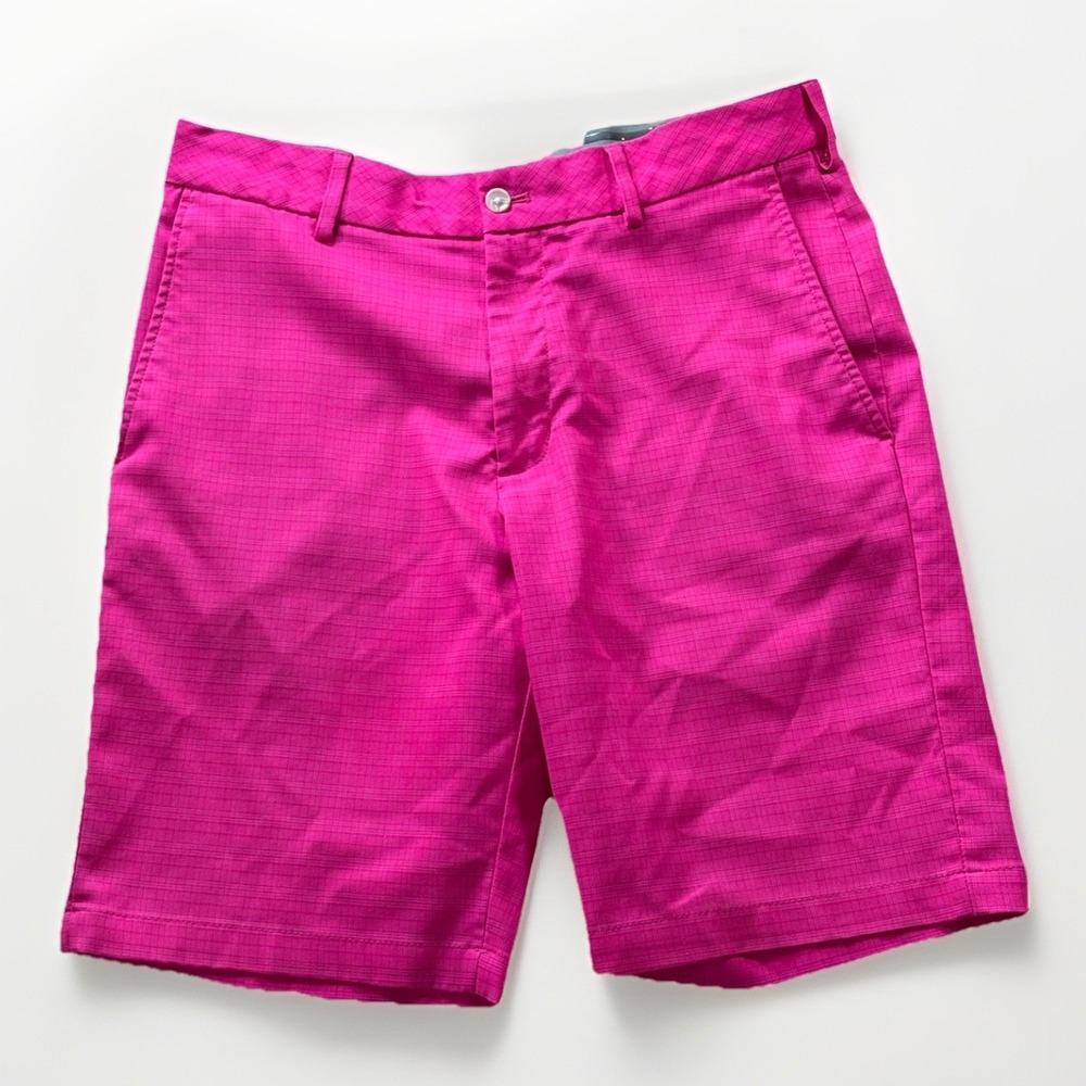 Walter Hogan Perfect 11 Tonal Plaid Golf Shorts Size 32 Pink/Fushia